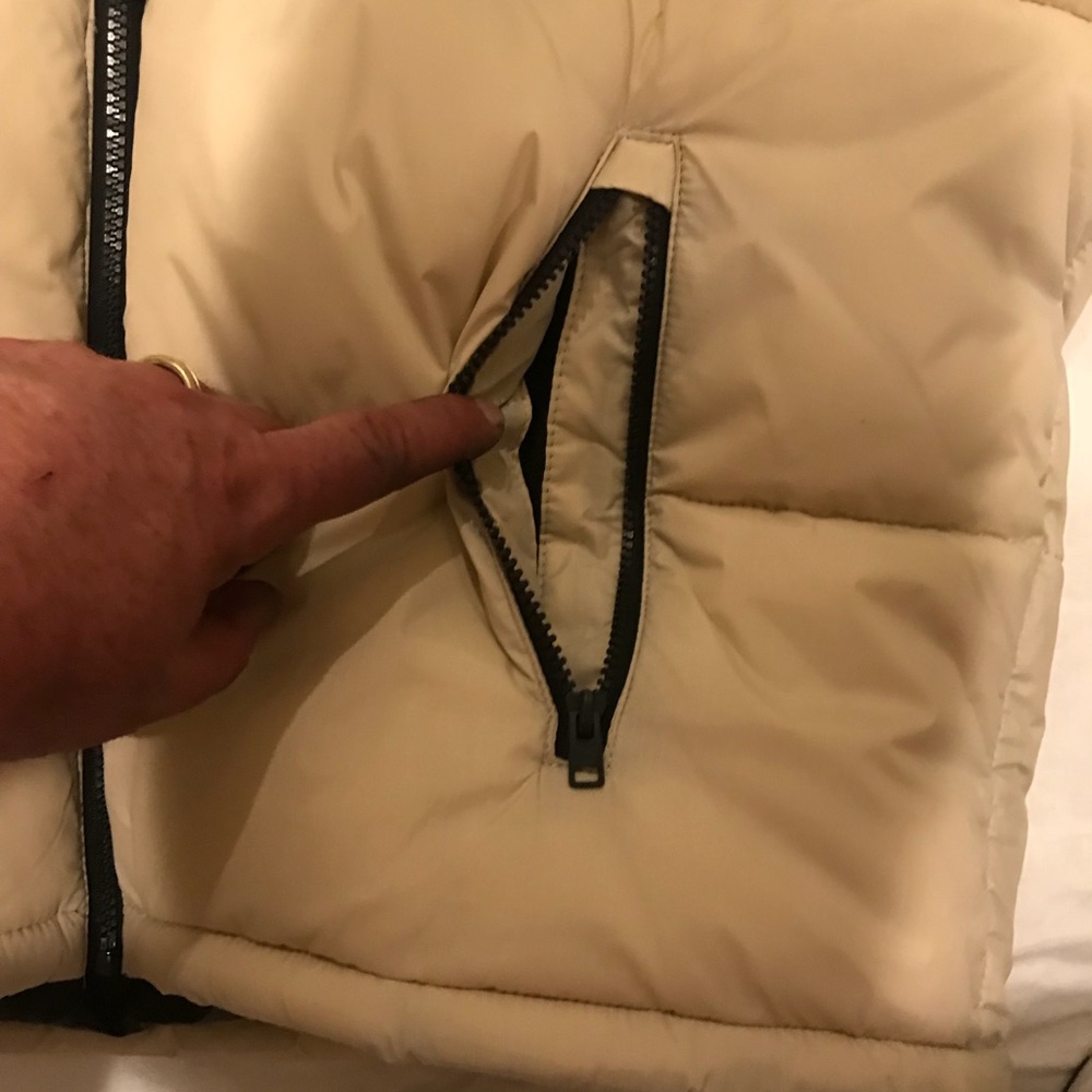 •SOLD🦞Hollister New! Puffer Jacket Men’s! - Picture 4 of 8